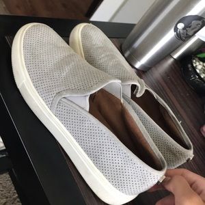 Steve Madden grey slip ons